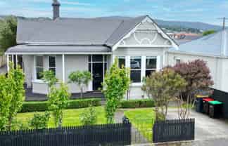 44 Hargest Crescent, Saint Kilda