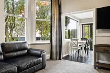 44 Hargest Crescent, Saint Kilda