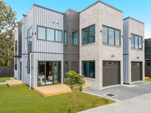 42 Church Road, Mangere Bridge