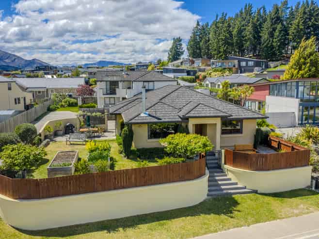 45 Kings Drive, Wanaka