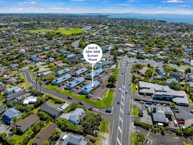 NORTH SHORE - ROAD FRONT - CONSULTANCY PREMISES
