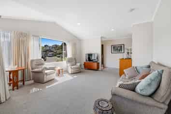 6 The Boulevard, Red Beach