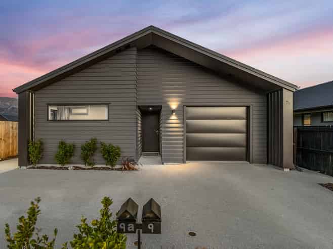 9 Caton Street, Lake Hawea