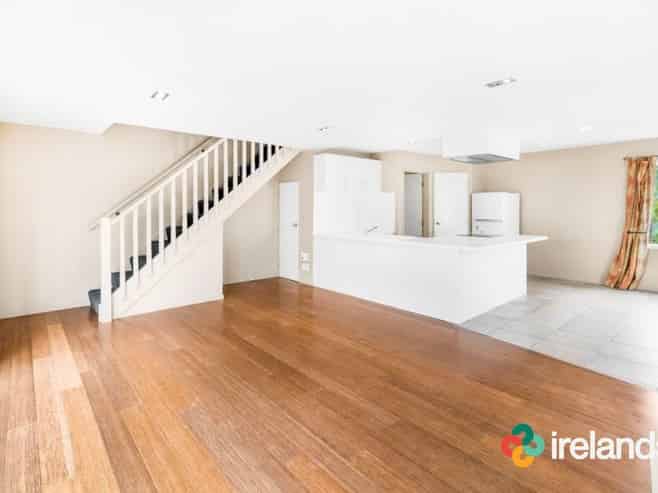 4/86 Springfield Road , Saint Albans