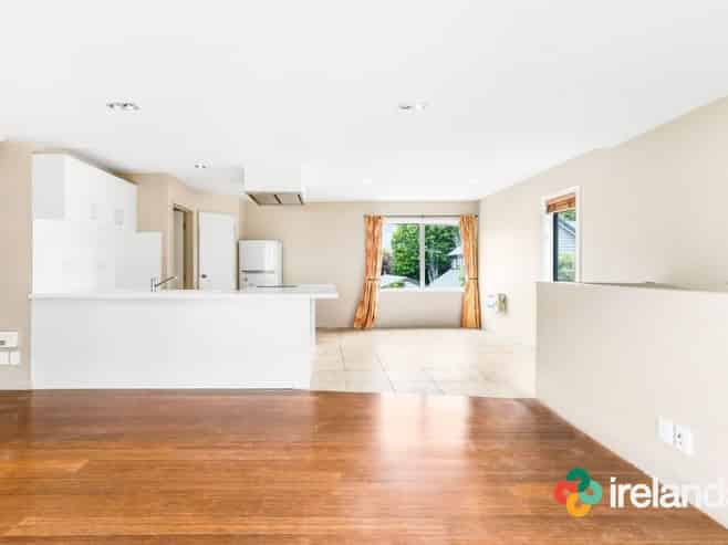 4/86 Springfield Road , Saint Albans