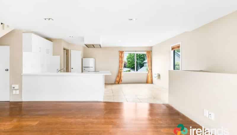 4/86 Springfield Road , Saint Albans