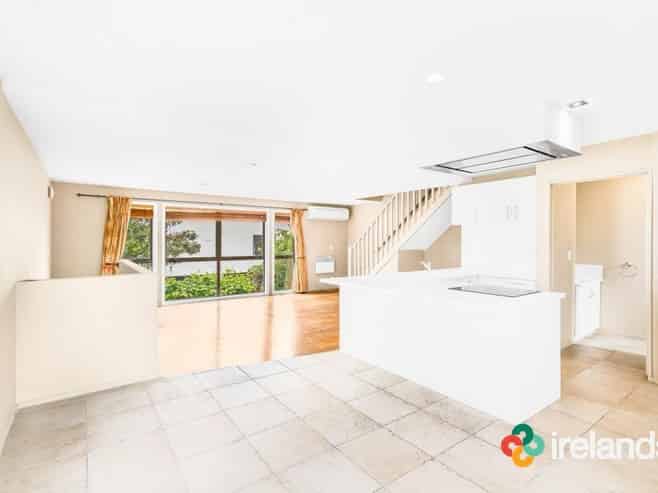 4/86 Springfield Road , Saint Albans