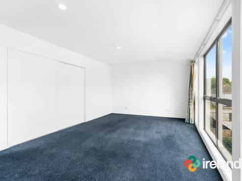 4/86 Springfield Road , Saint Albans