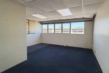 Affordable 100sqm Warehouse - Prime Location!