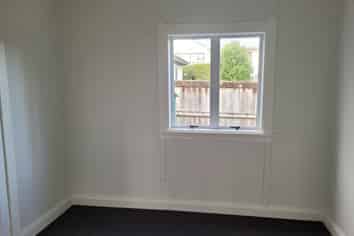 114 MacFarlane Street, Hamilton East