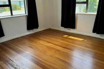 23 Beach Road, Hampstead