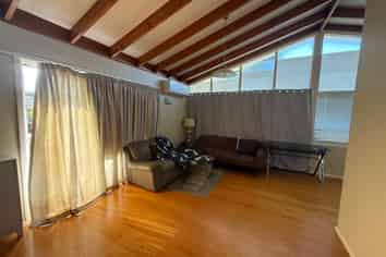 7 Bevyn Street, Castor Bay