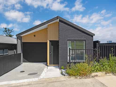 30 Nanjing Road, Pukekohe