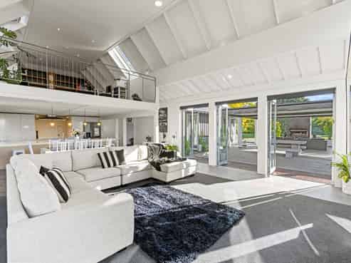 50 Johns Road, Harewood