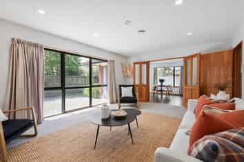 5 Cardigan Bay Place, Addington