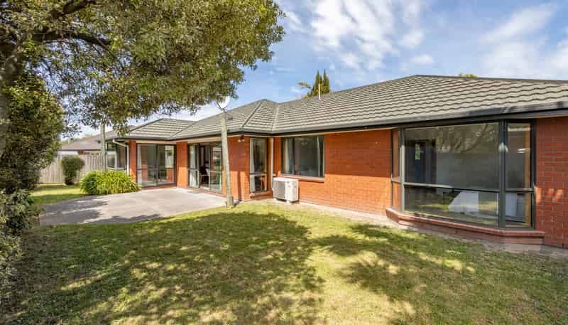 5 Cardigan Bay Place, Addington