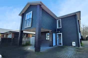 1C/16 Greensboro Street, Hamilton East