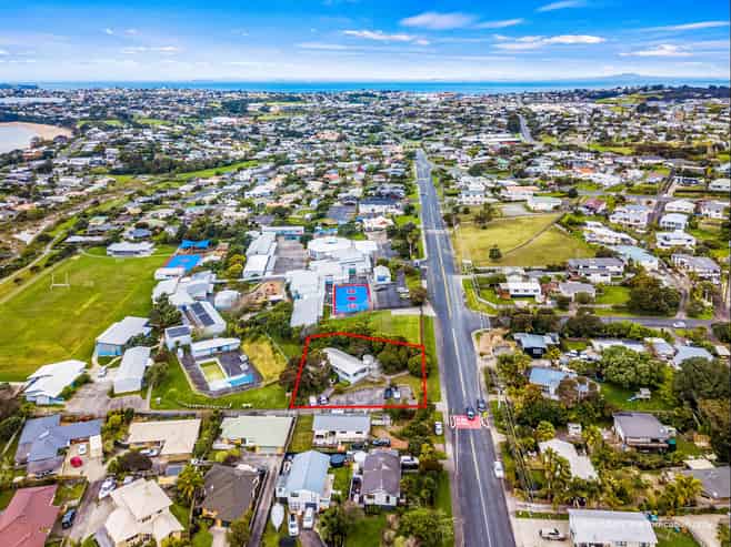 110sqm office in Whangaparaoa