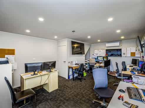 St Johns split-risk investment with rental upside