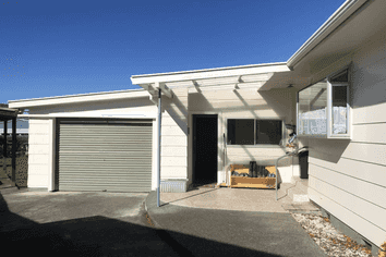 10 Oak Street, Masterton