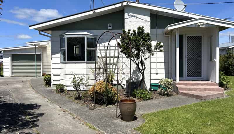 10 Oak Street, Masterton