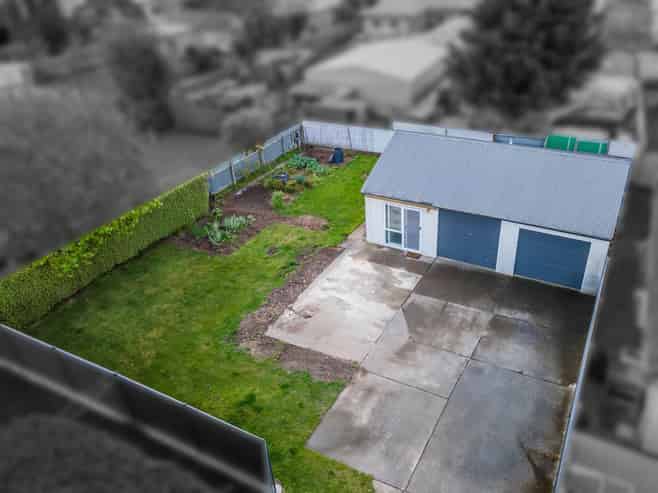 1016A Totara Street, Mahora