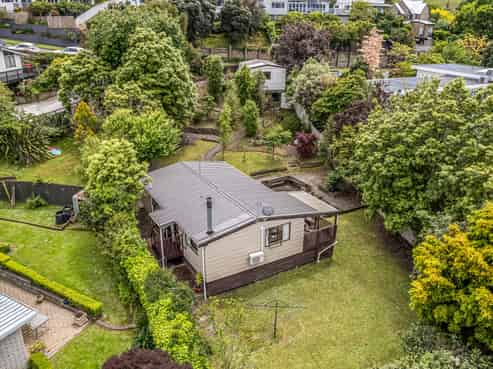 6 Cobbe Crescent, Feilding