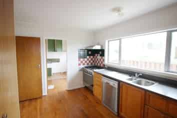 30 Somes Crescent, Newlands