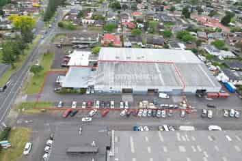 Road Frontage Lambie Dr Warehouse