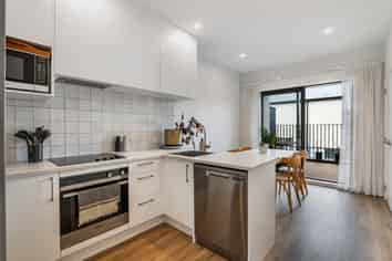 2/28 Westgate Drive, Westgate