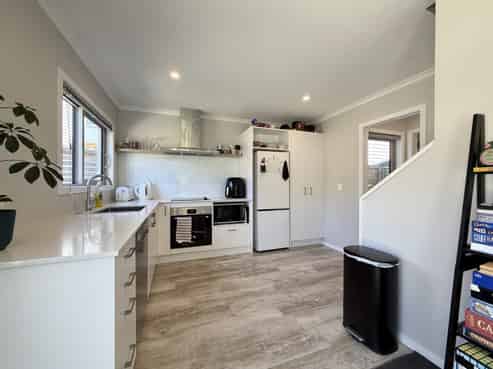 4b Horoeka Street, Stokes Valley