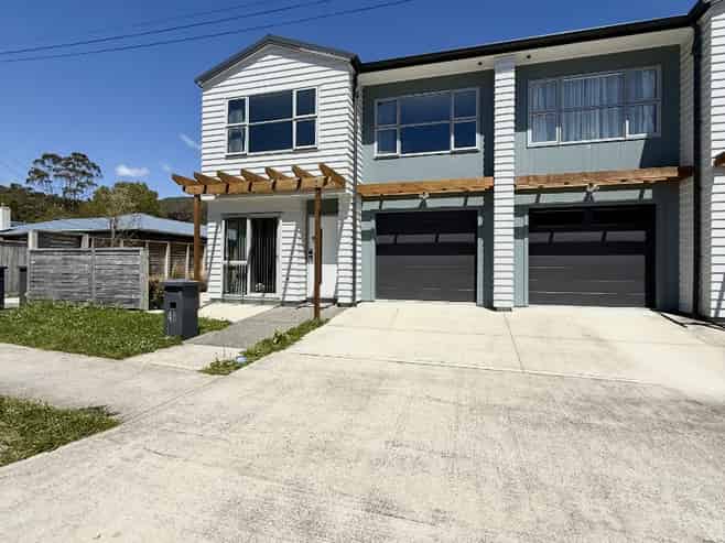 4b Horoeka Street, Stokes Valley