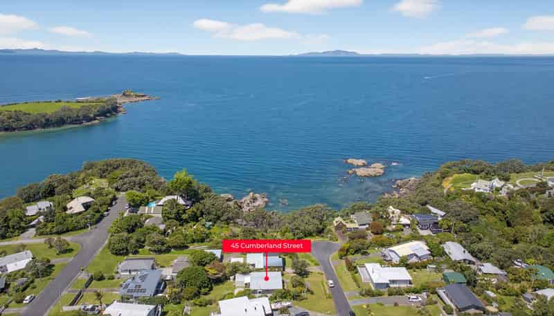 45 Cumberland Street, Leigh