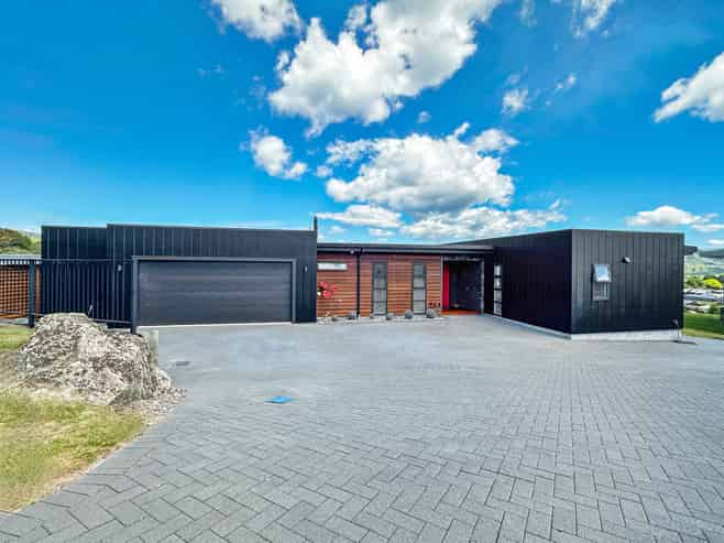 5 Kittyhawk Drive, Kinloch