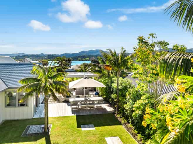 132 Omaha Drive, Omaha