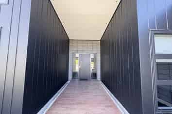 16 Sabine Drive, Richmond