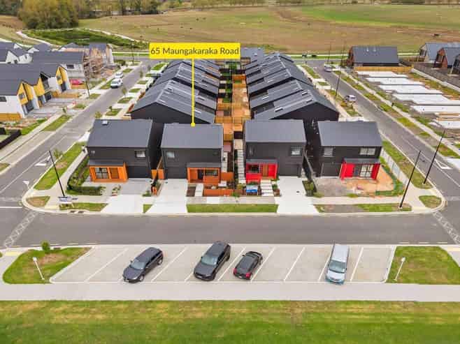 65 Manugakaraka Road, Karaka