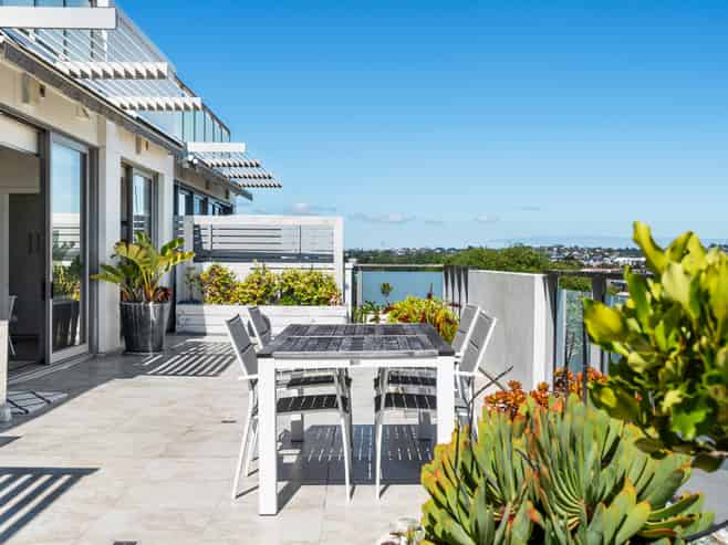 403/16 Huron Street, Takapuna