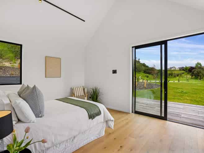 7 Mckenzies Shute, Jacks Point