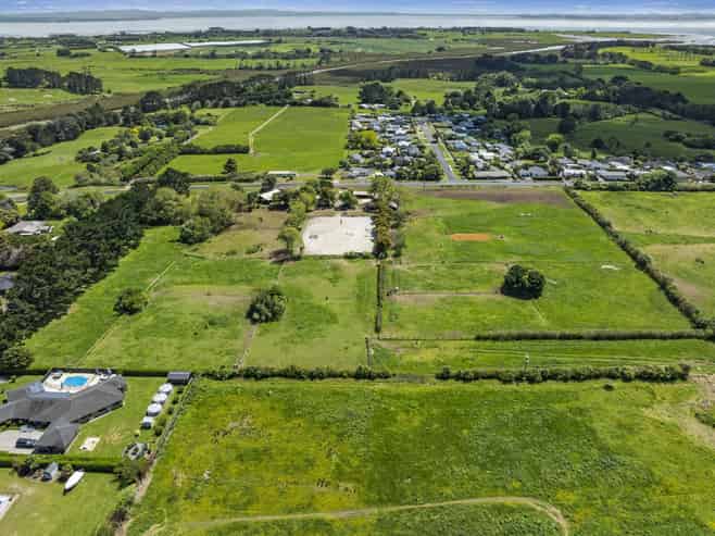 Large landholding with residential zoning