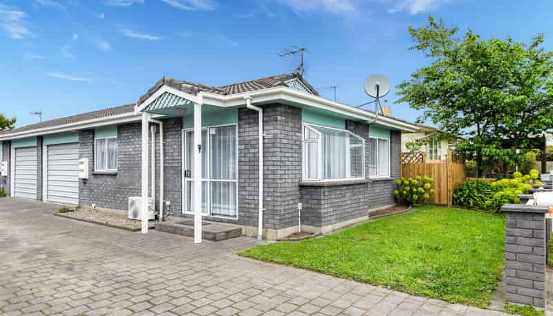 10A Ruihi Street, Victoria