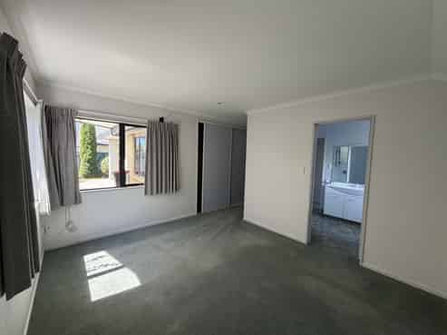 4/304 Southampton Street West, Hastings