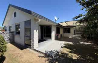 4/304 Southampton Street West, Hastings