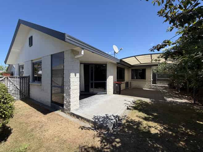 4/304 Southampton Street West, Hastings