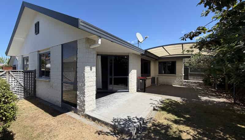 4/304 Southampton Street West, Hastings