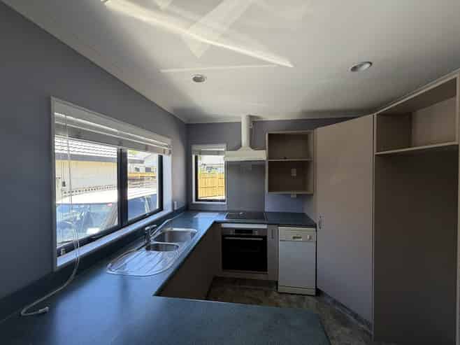 4/304 Southampton Street West, Hastings