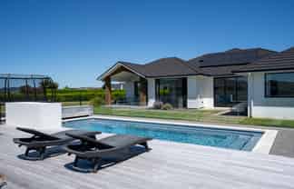 2 Moemoea Place, Cambridge