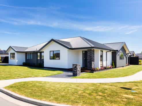 12 Salkeld Place, Woodend