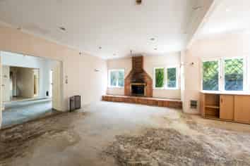 147B Whangaparaoa Road, Red Beach