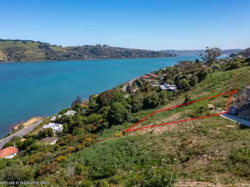 14 Camden Grove, Maia